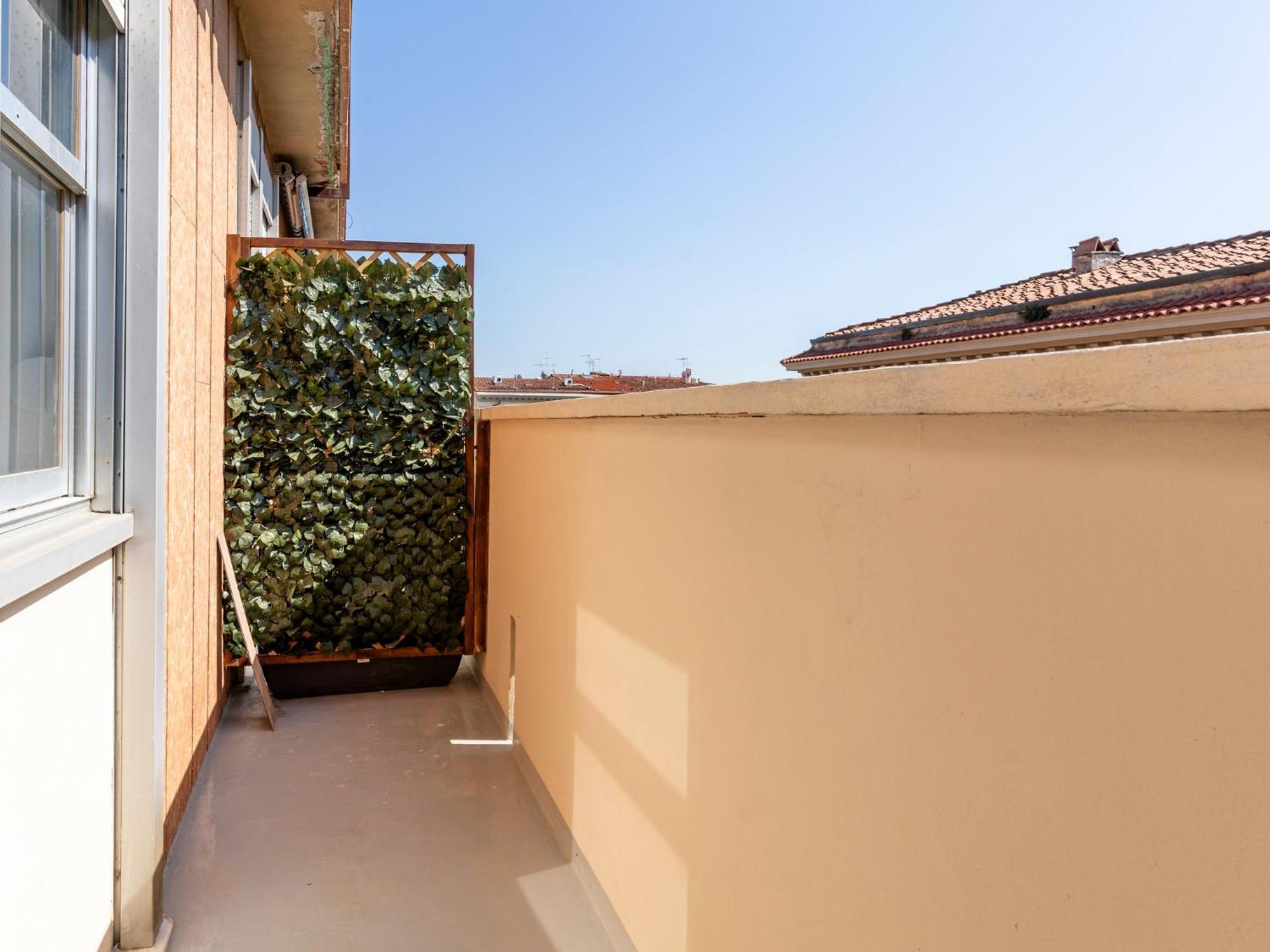 Livorno Central And Modern 2 Apts & 1 Room! Exterior foto