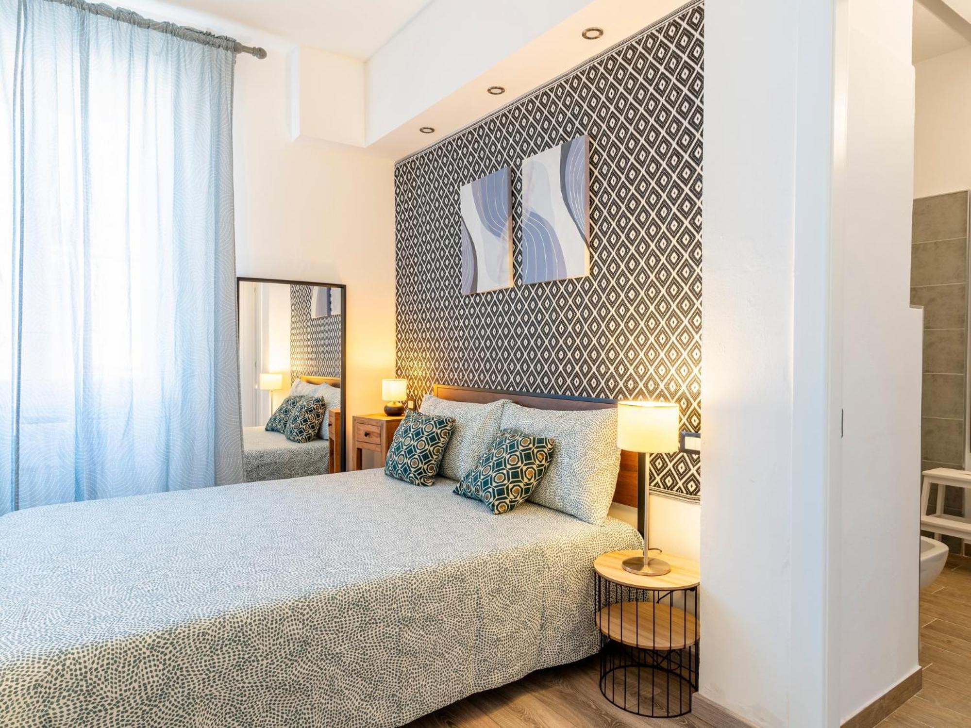 Livorno Central And Modern 2 Apts & 1 Room! Exterior foto